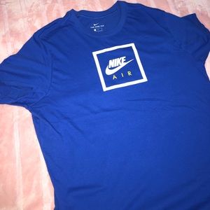 Nike t-shirt